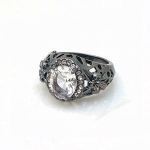 Cherryl's Jewelry - Darkened Silver Ring w Crystal Stone Cherryl's Jewelry - Darkened Silver Ring w Crystal Stone